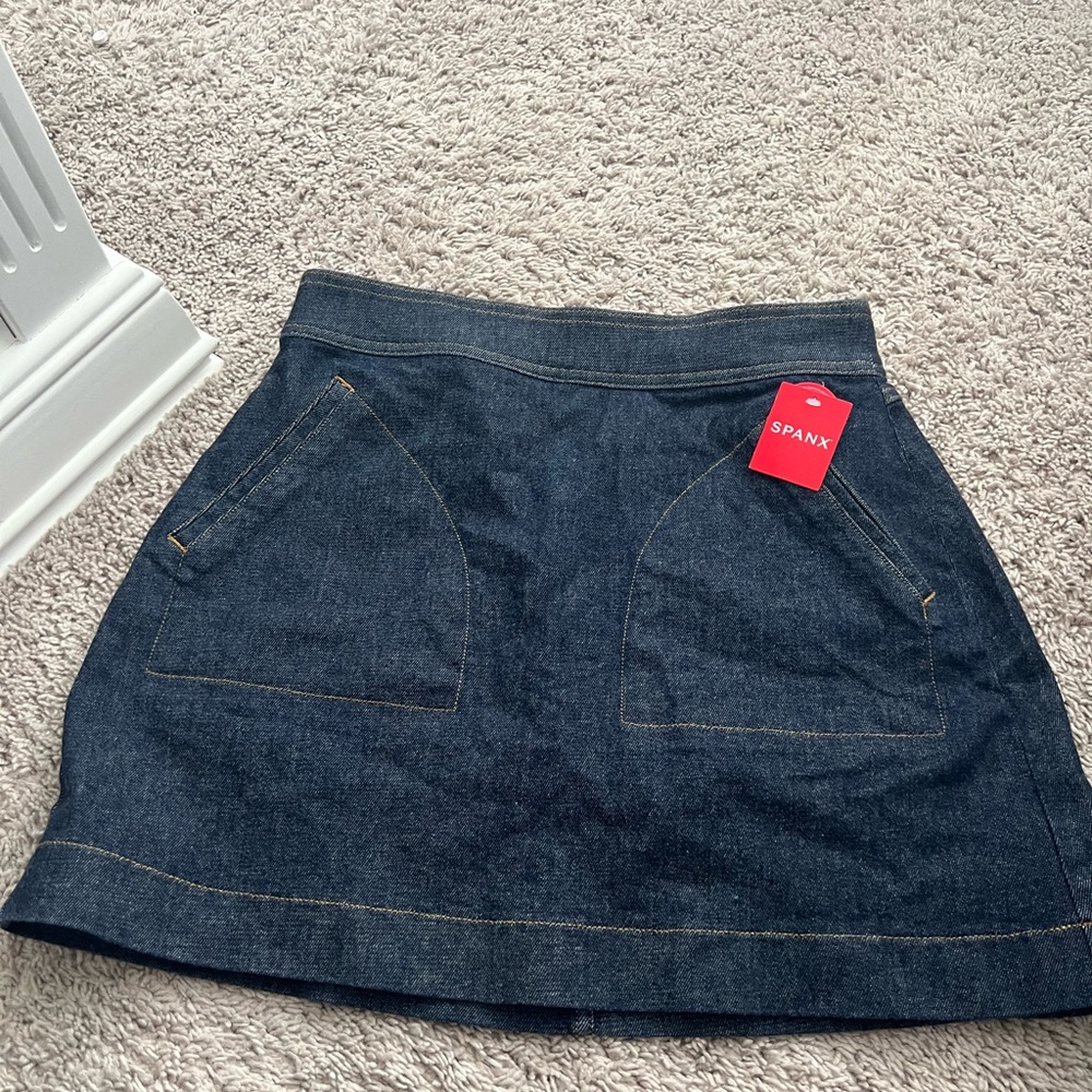 SPANX Women's Mini Denim Skirt - Dark Blue